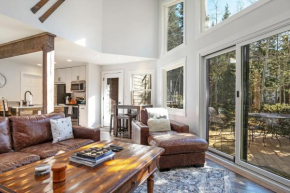 4352 Spruce Way townhouse